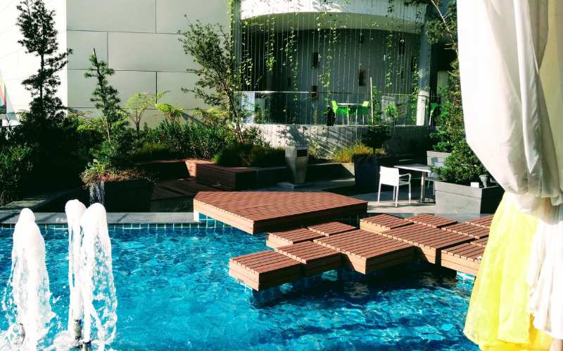   Pool Decorating Ideas