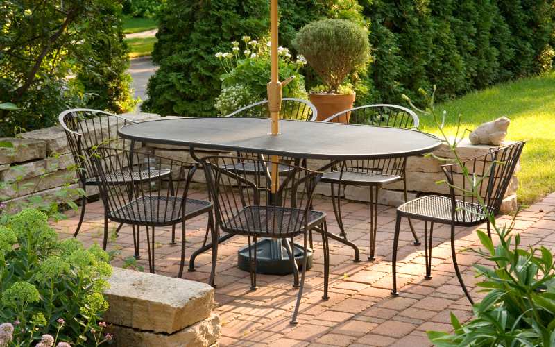  Outdoor Furniture Ideas for Small Spaces
