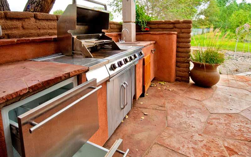 Outdoor Kitchen Designs